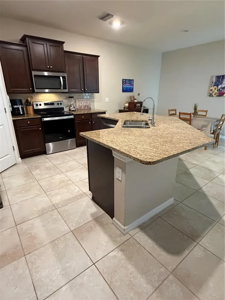 31406 Mango Fade Way San Antonio FL 33576