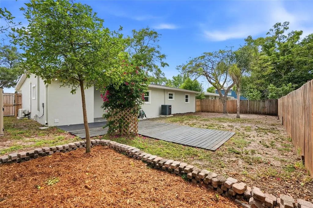 3611 W Oklahoma Avenue Tampa FL 33611