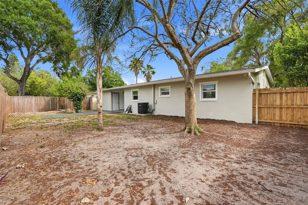 3611 W Oklahoma Avenue Tampa FL 33611