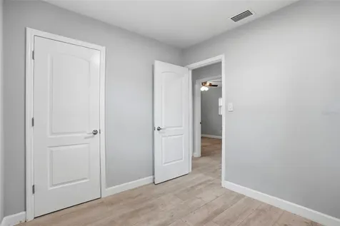 3611 W Oklahoma Avenue Tampa FL 33611