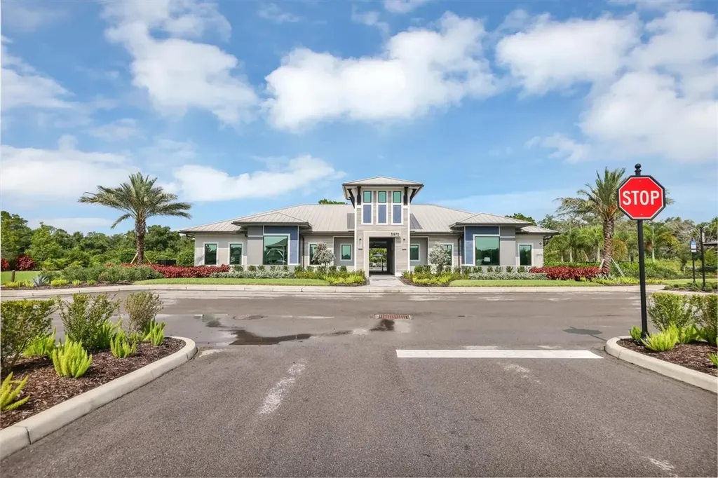 16313 Hidden Oak Loop Bradenton FL 34211