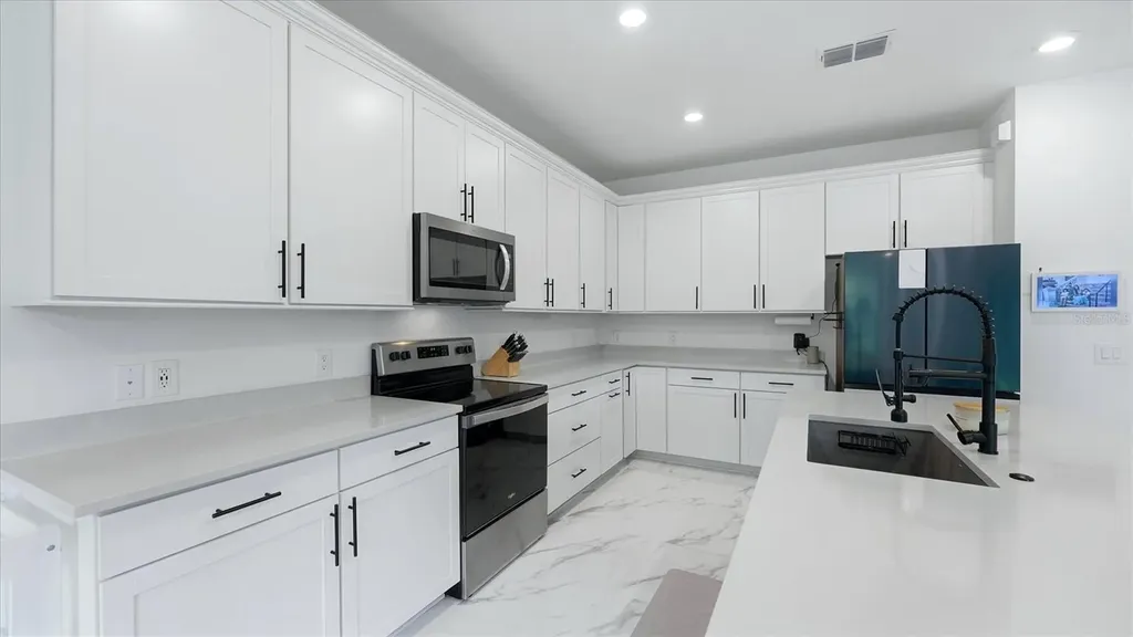 16313 Hidden Oak Loop Bradenton FL 34211
