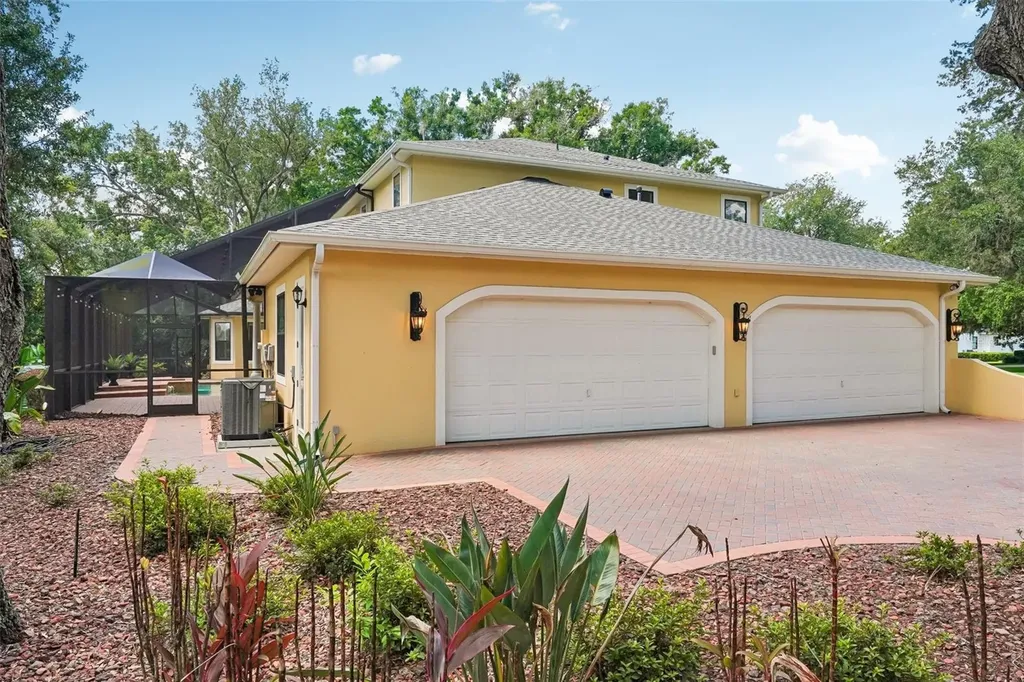 19705 Sea Rider Way Lutz FL 33559
