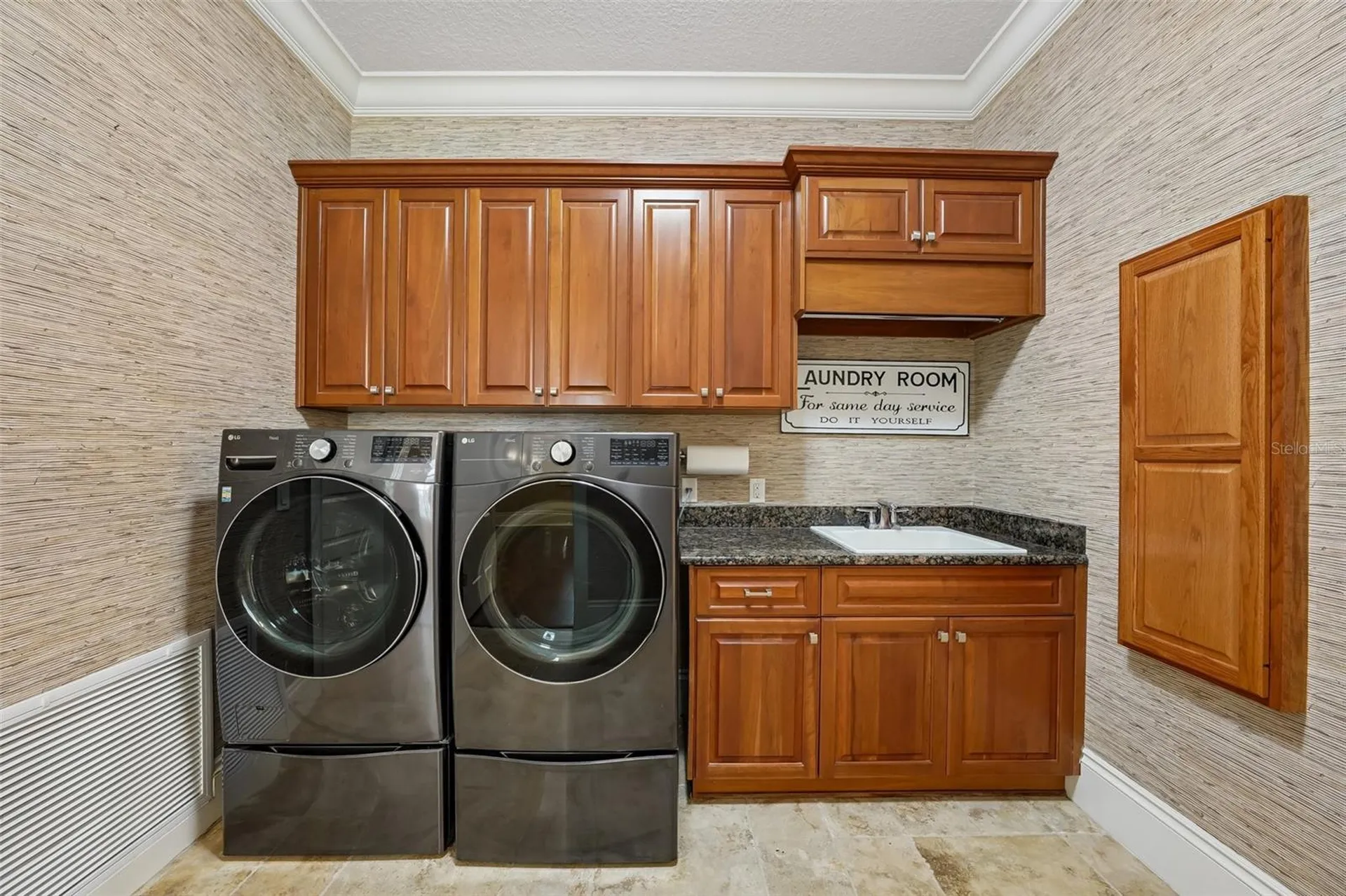 19705 Sea Rider Way Lutz FL 33559