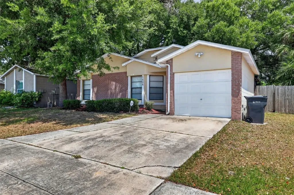 1404 Vinetree Drive Brandon FL 33510
