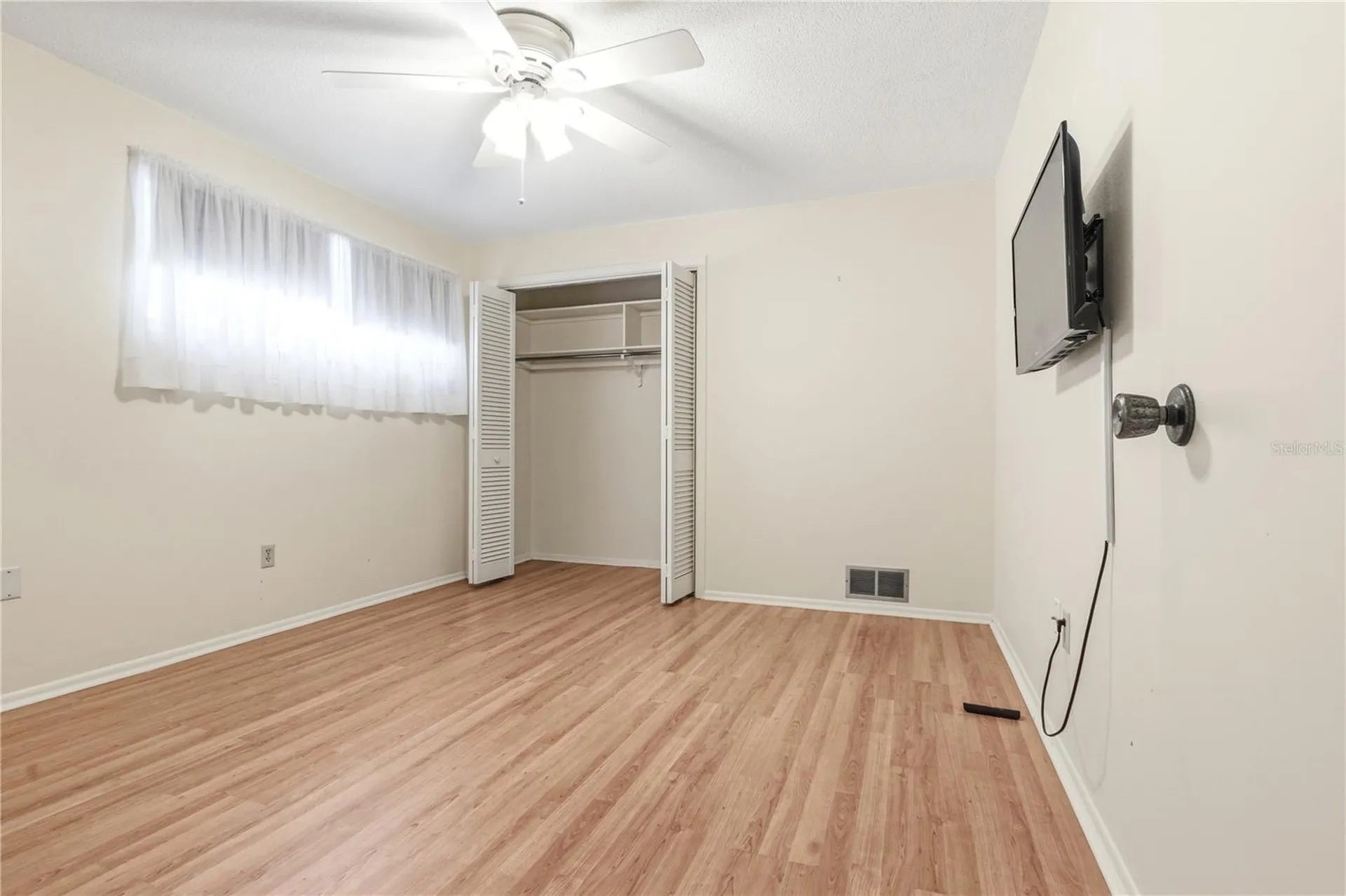 1904 Granada Court Clearwater FL 33764