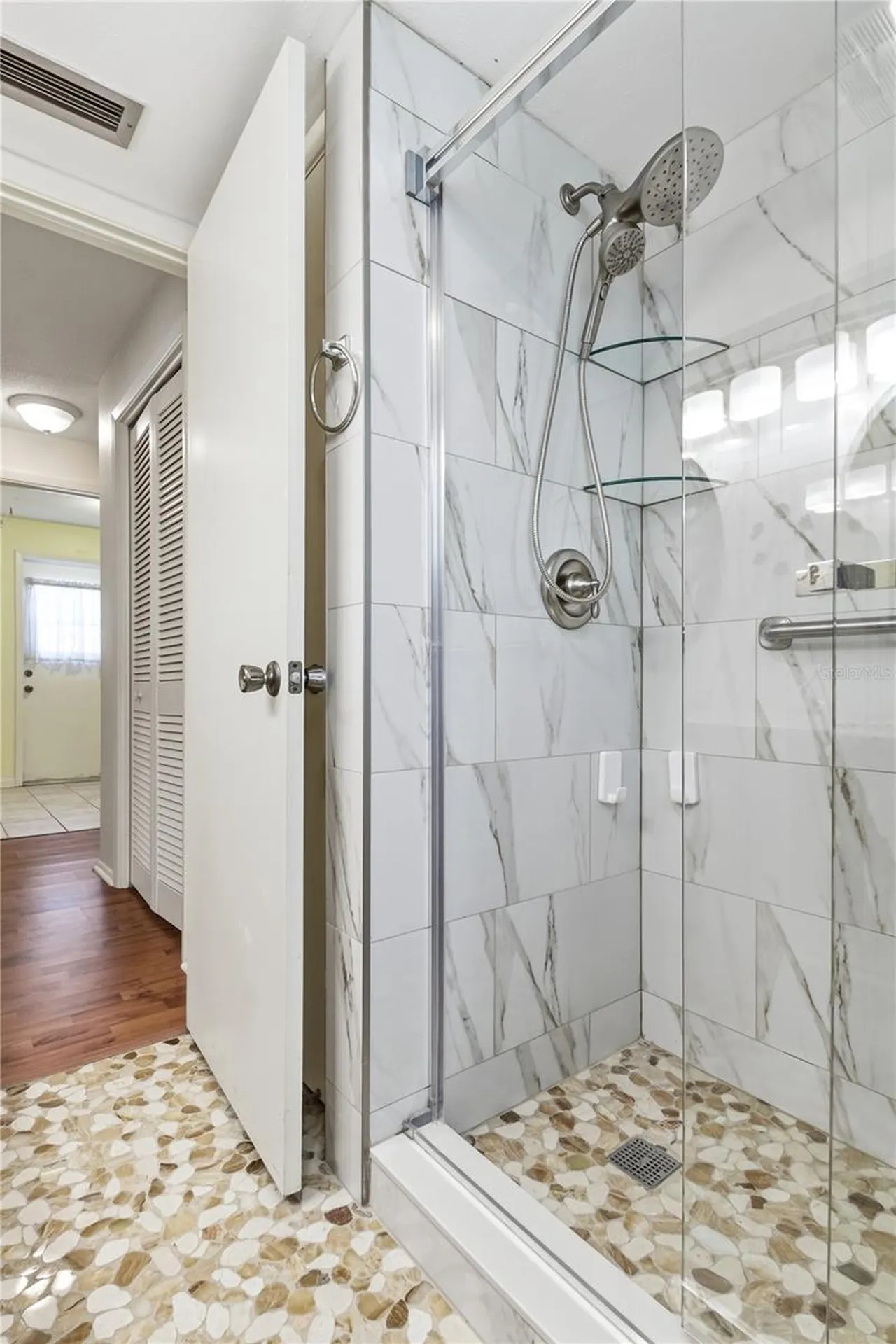 1904 Granada Court Clearwater FL 33764