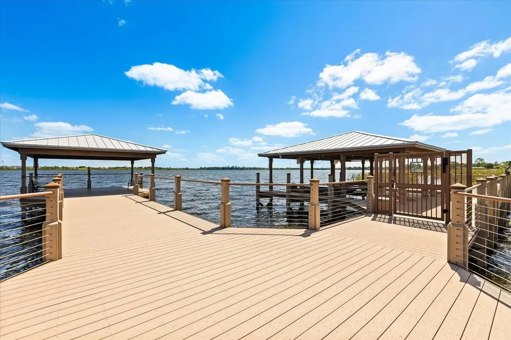 2449 Yellow Brick Road St Cloud FL 34772