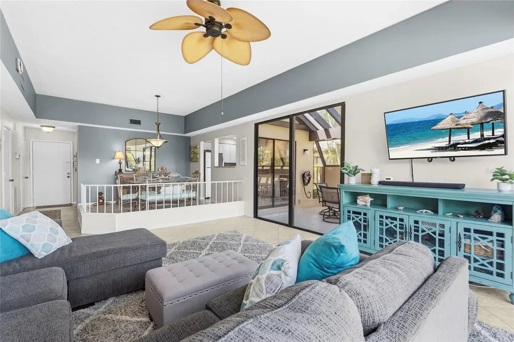 5327 Myrtle Wood Sarasota FL 34235