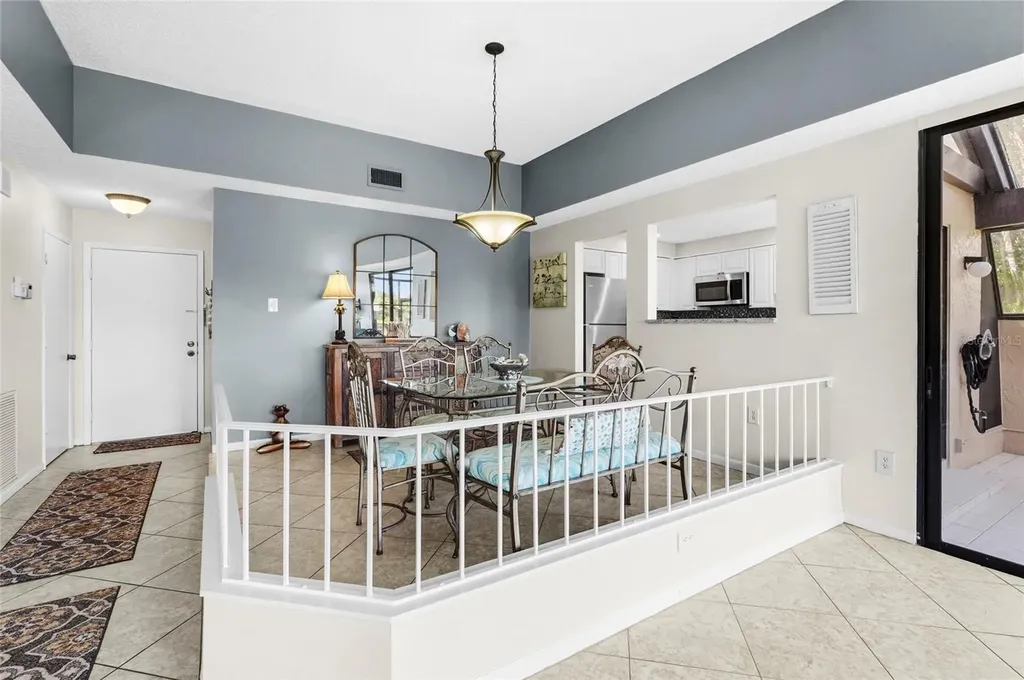 5327 Myrtle Wood Sarasota FL 34235