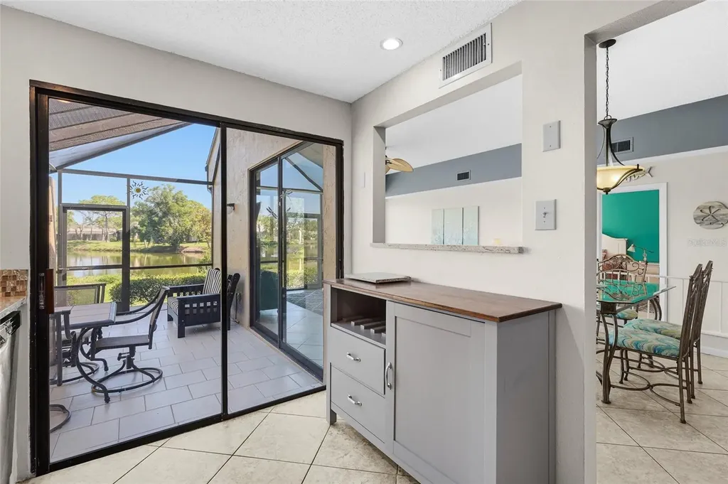 5327 Myrtle Wood Sarasota FL 34235