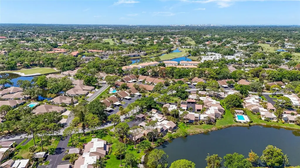 5327 Myrtle Wood Sarasota FL 34235