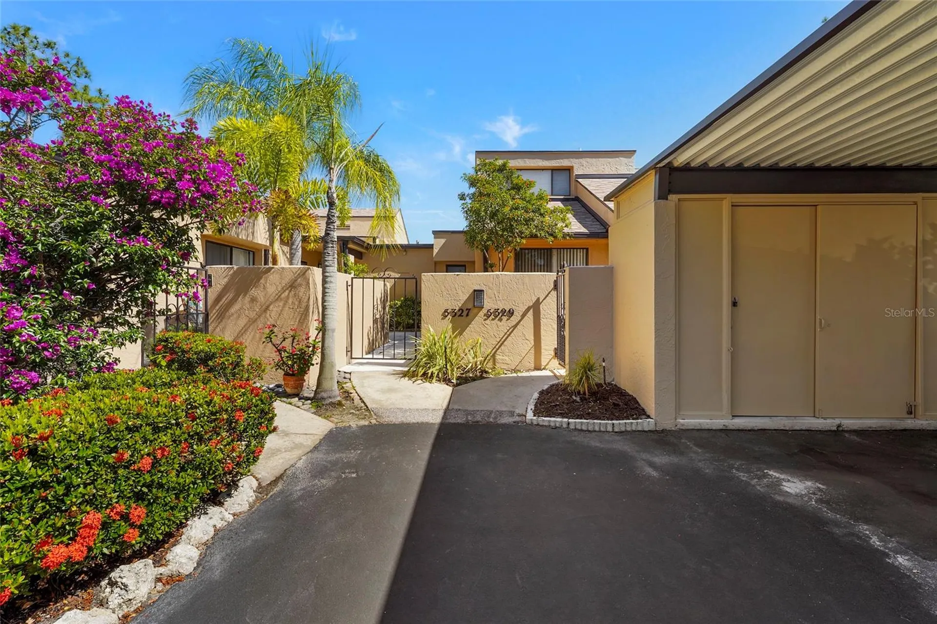 5327 Myrtle Wood Sarasota FL 34235
