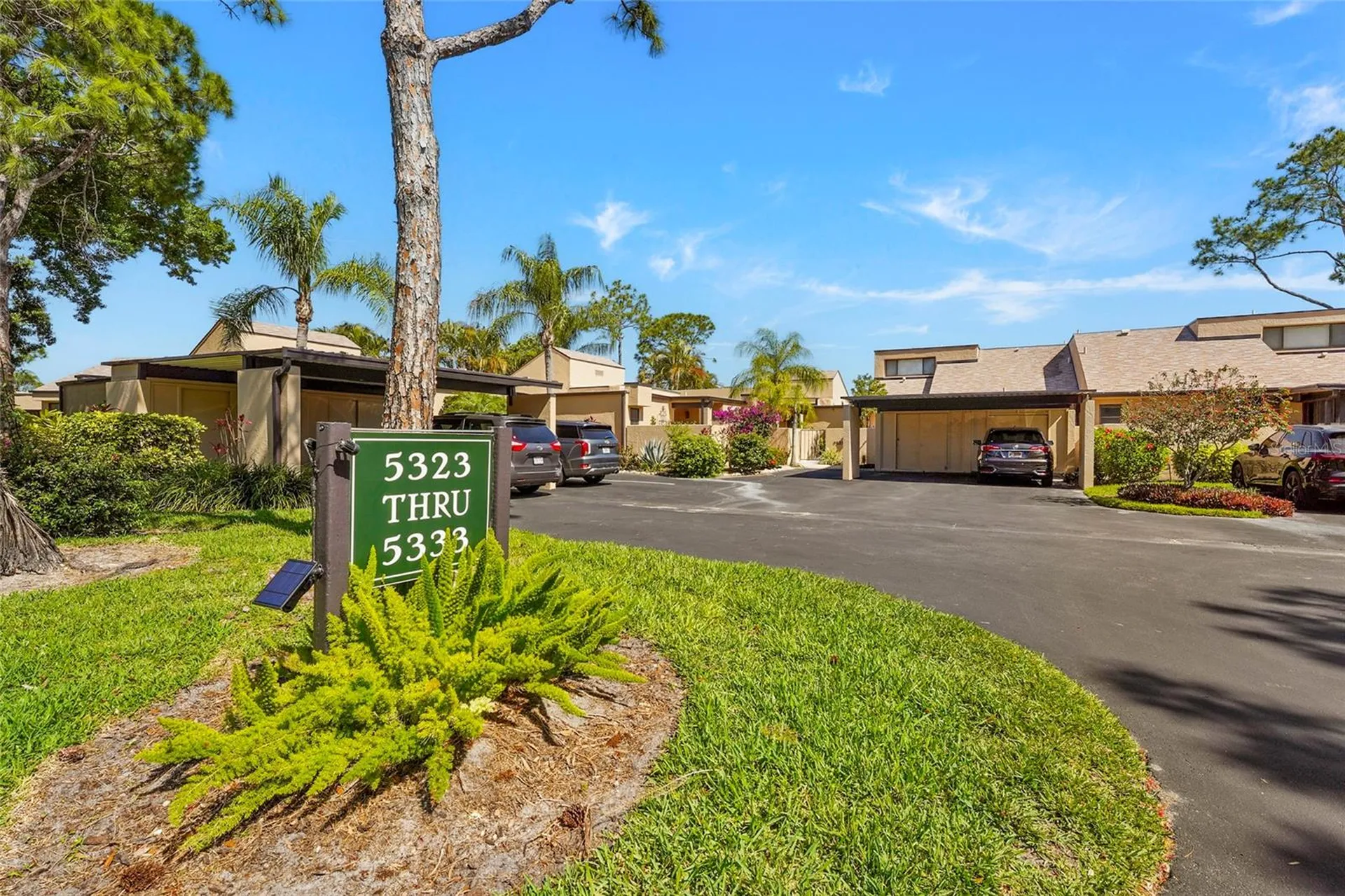 5327 Myrtle Wood Sarasota FL 34235