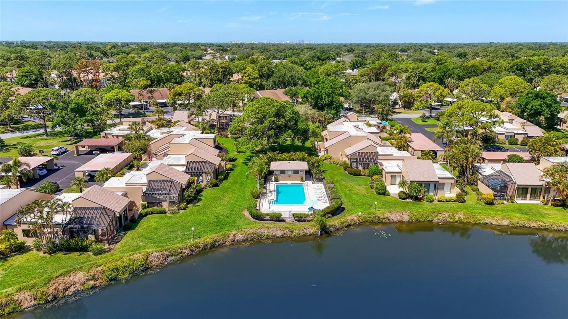 5327 Myrtle Wood Sarasota FL 34235