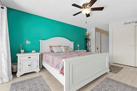 5327 Myrtle Wood Sarasota FL 34235