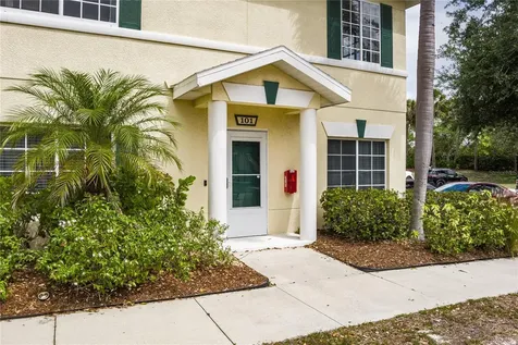 208 Cape Harbour Loop Bradenton FL 34212