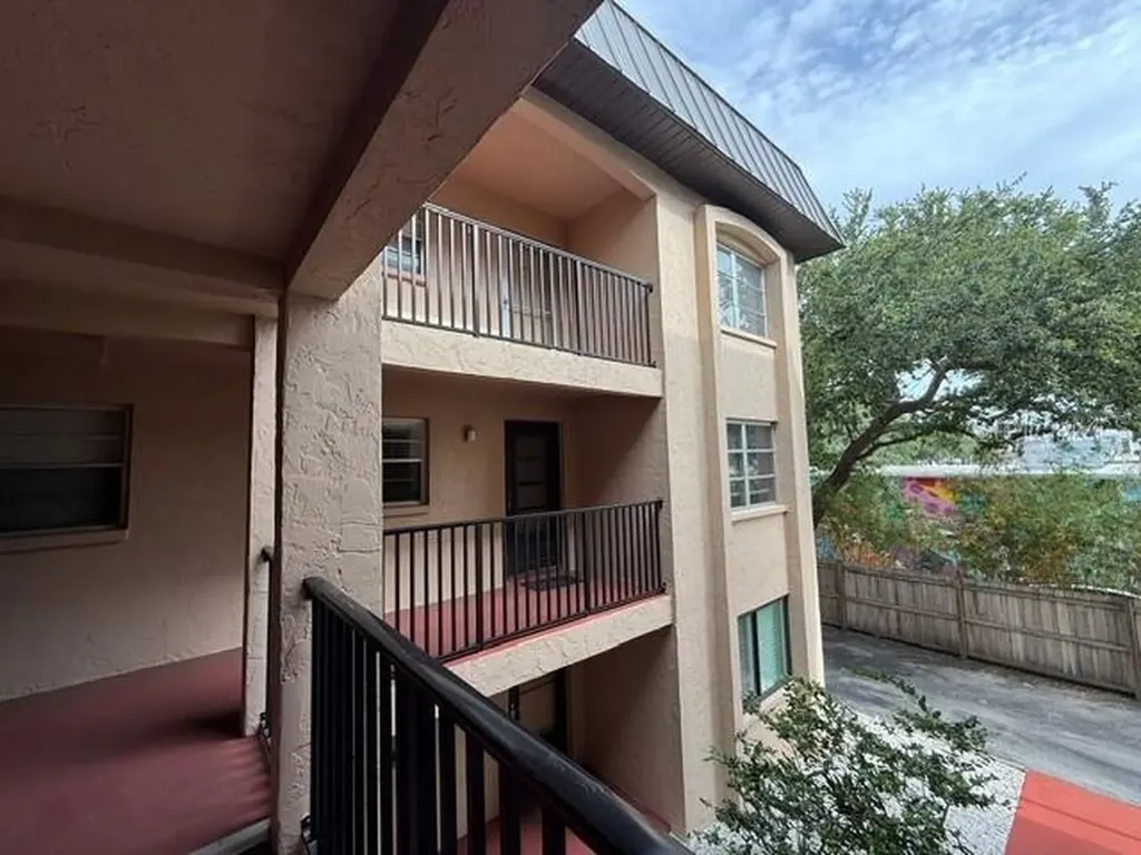 3700 S Osprey Avenue Sarasota FL 34239