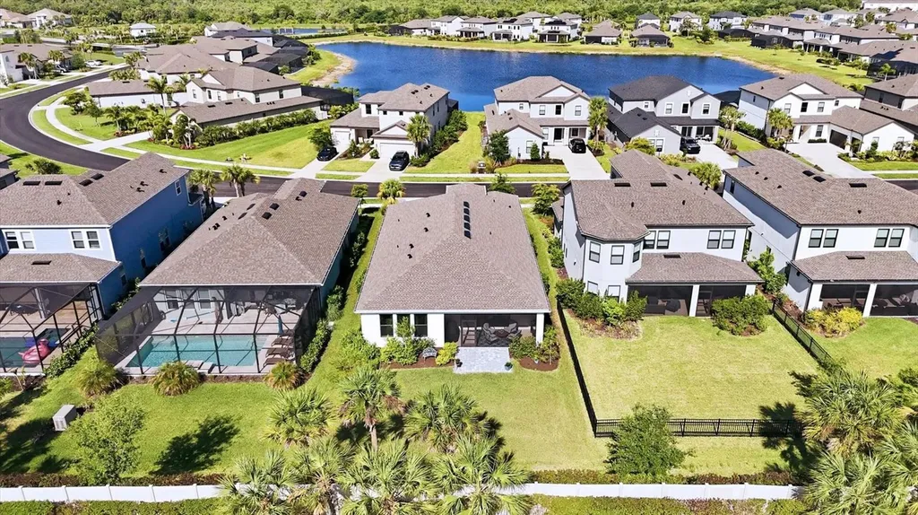 9268 Tequila Sunrise Drive Sarasota FL 34241
