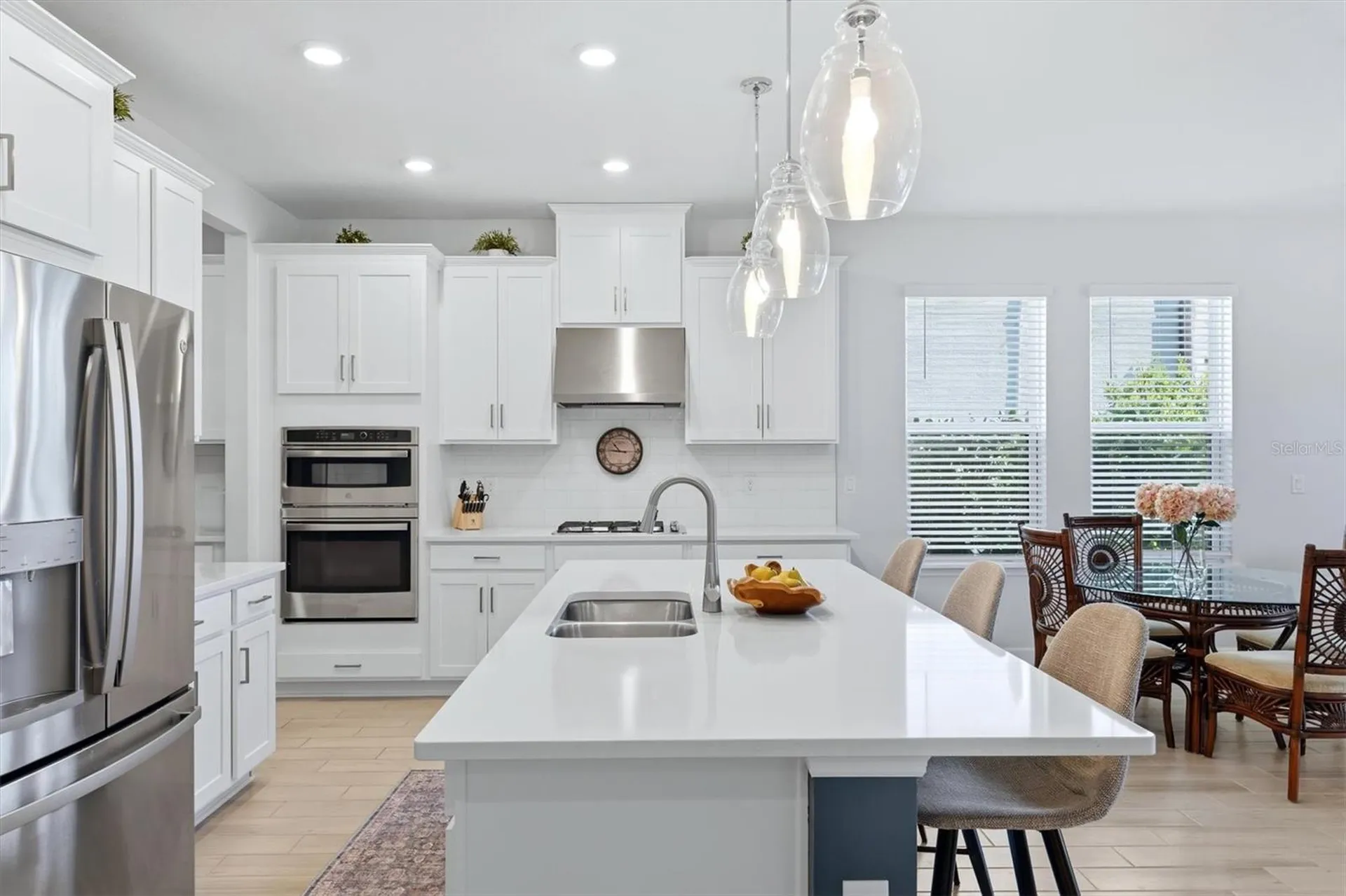 9268 Tequila Sunrise Drive Sarasota FL 34241