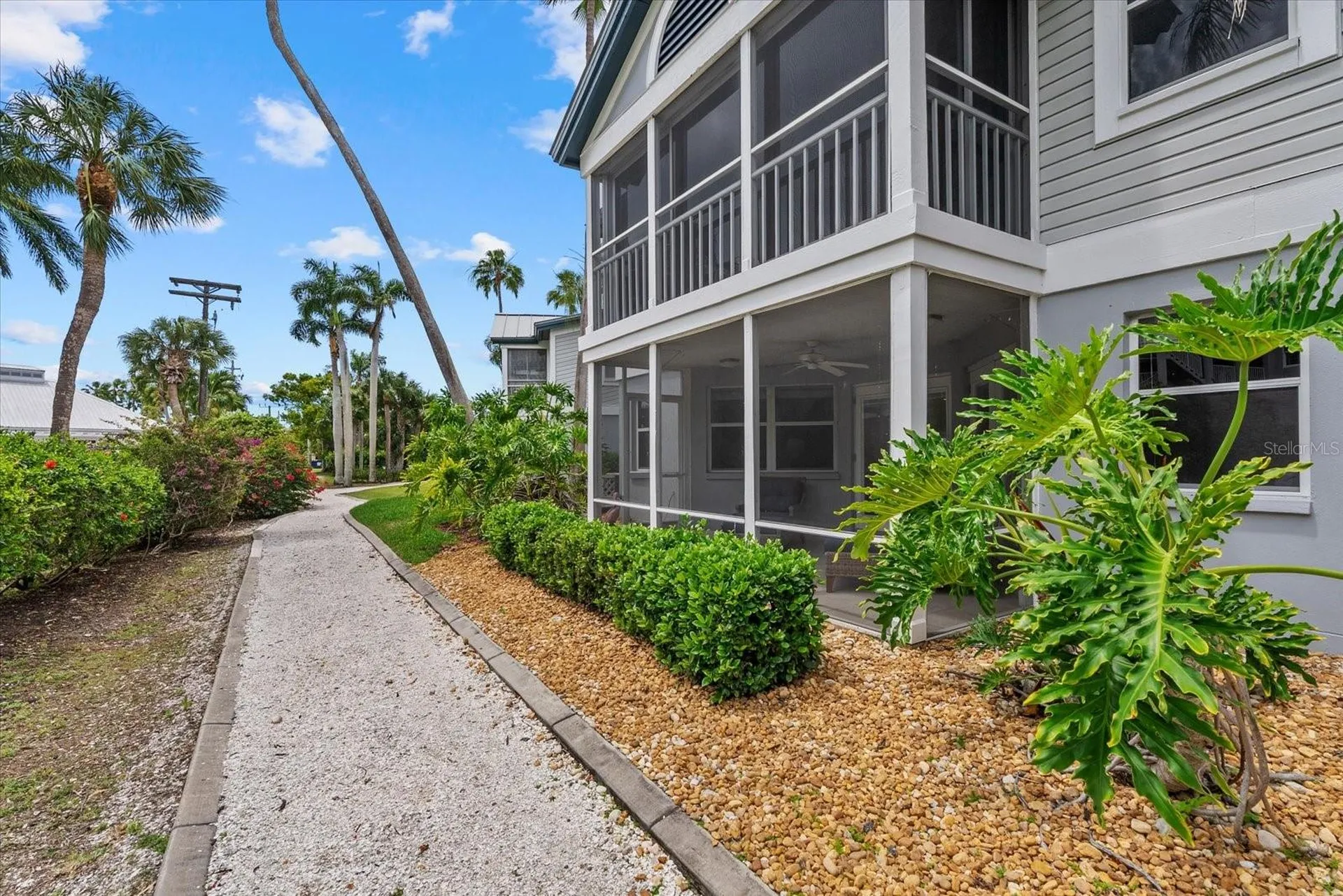 1332 Siesta Bayside Drive Sarasota FL 34242
