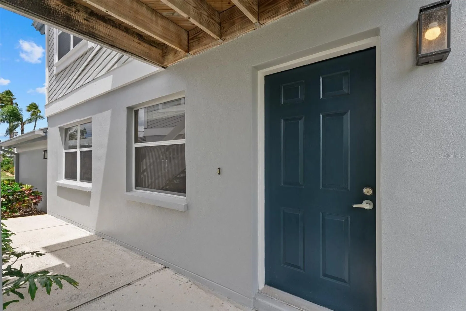 1332 Siesta Bayside Drive Sarasota FL 34242