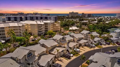 1332 Siesta Bayside Drive Sarasota FL 34242