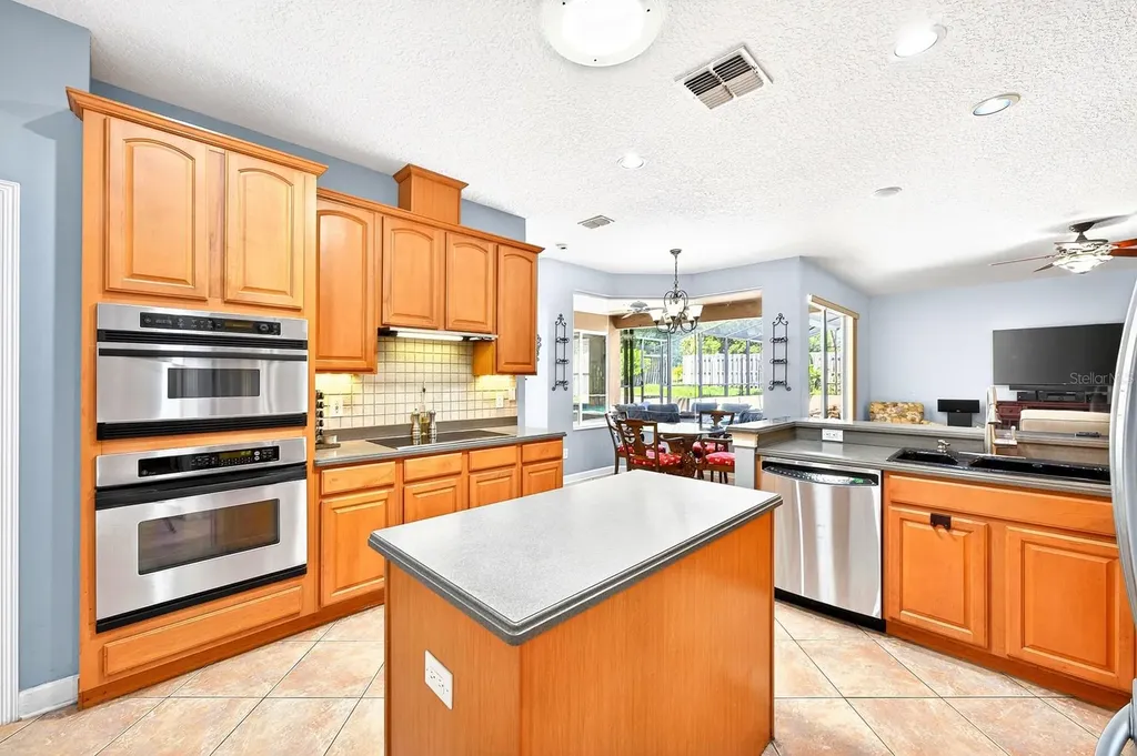 270 Via Russo Lane Lake Mary FL 32746