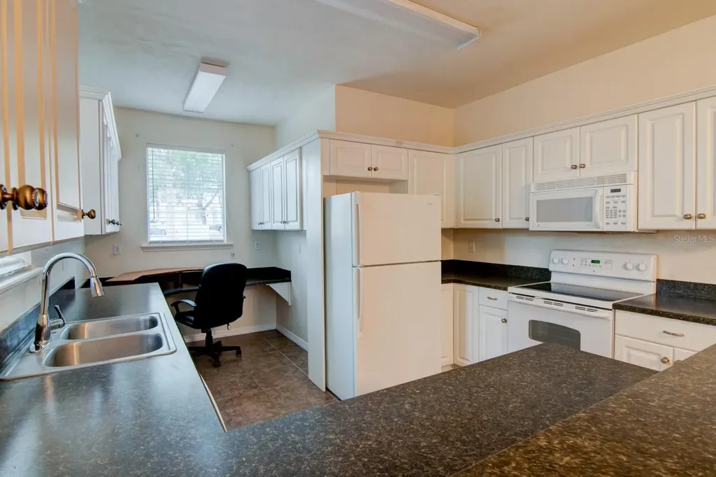 1563 NW 29th Road Gainesville FL 32605