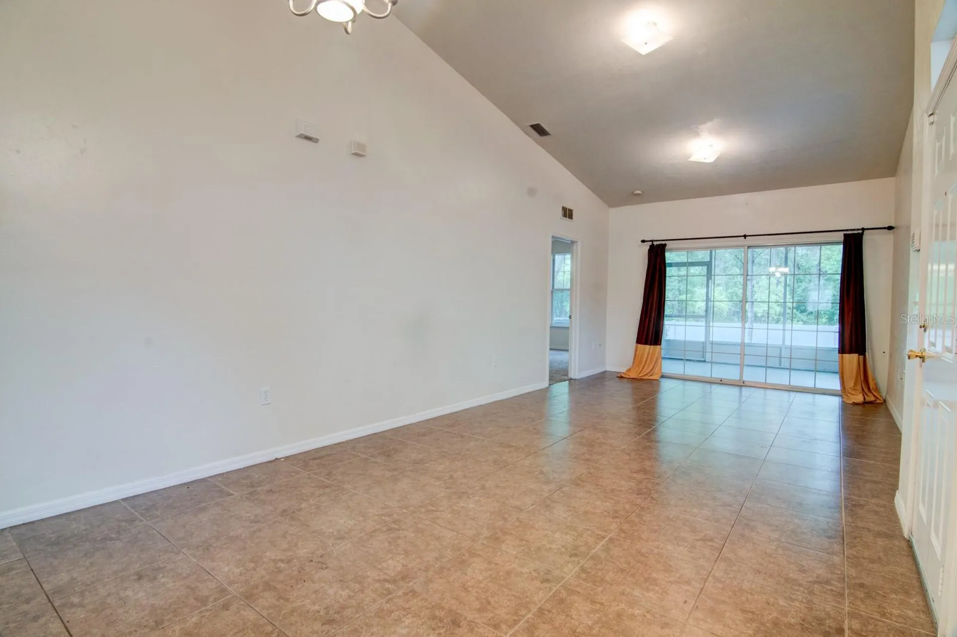 1563 NW 29th Road Gainesville FL 32605