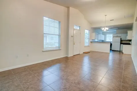 1563 NW 29th Road Gainesville FL 32605