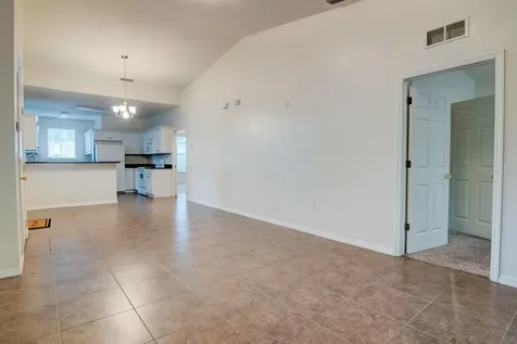 1563 NW 29th Road Gainesville FL 32605