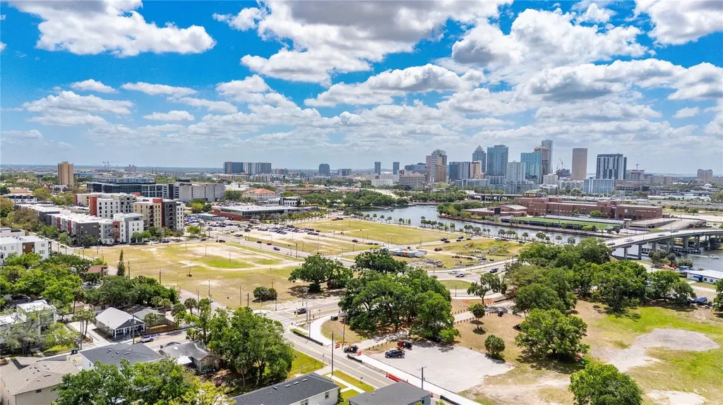 2203 N Boulevard Tampa FL 33602