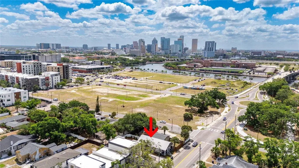 2203 N Boulevard Tampa FL 33602