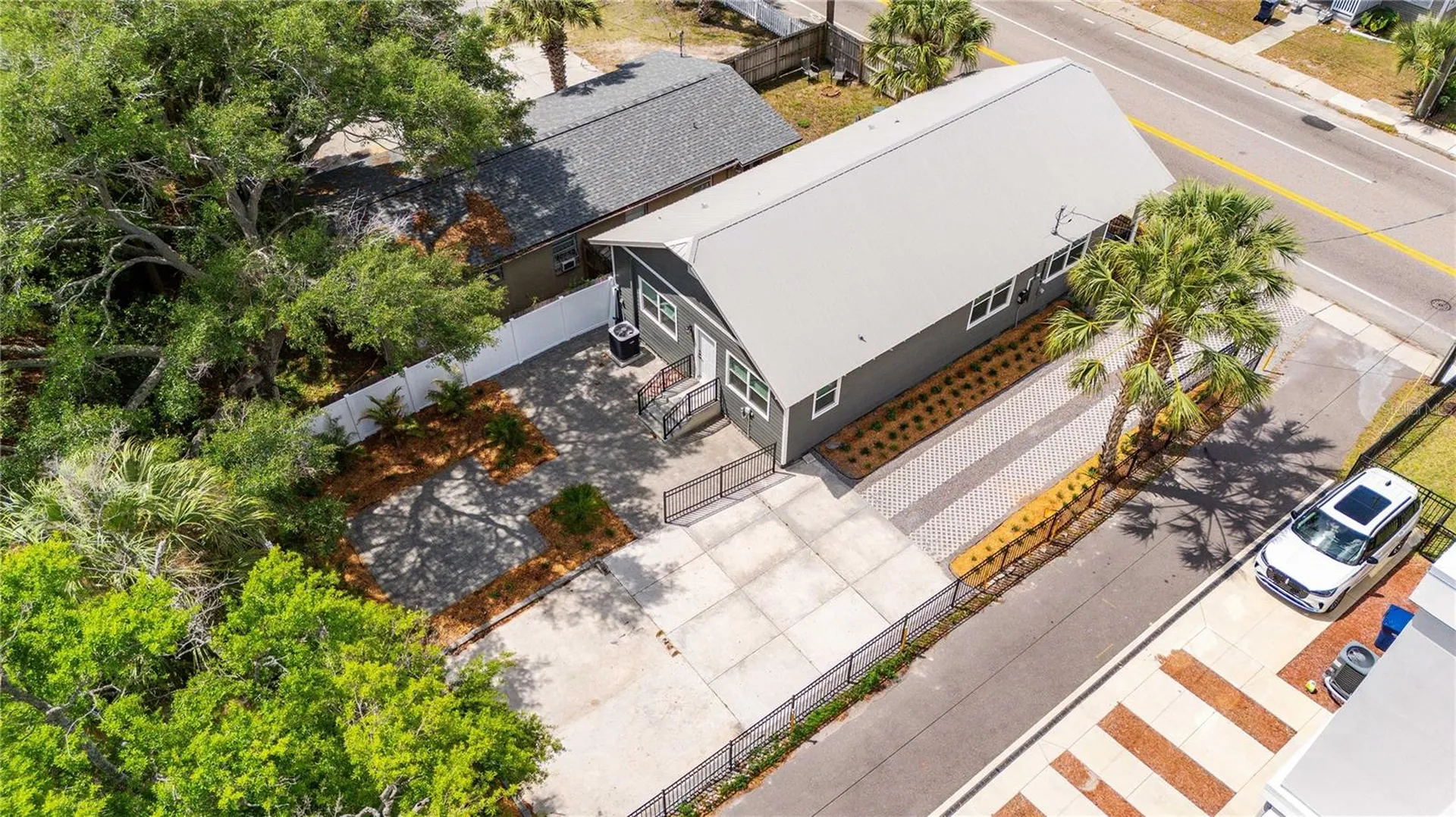 2203 N Boulevard Tampa FL 33602