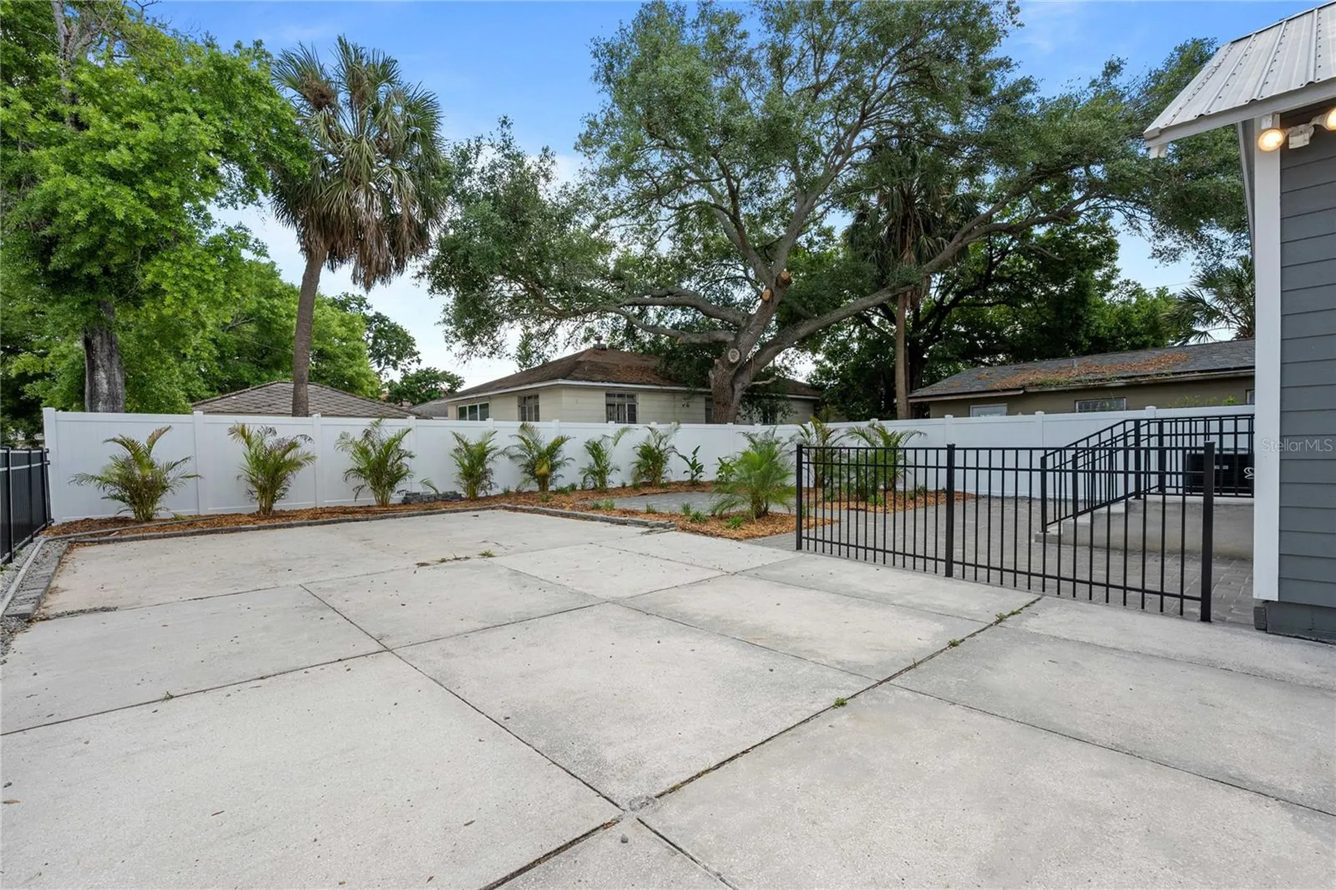2203 N Boulevard Tampa FL 33602