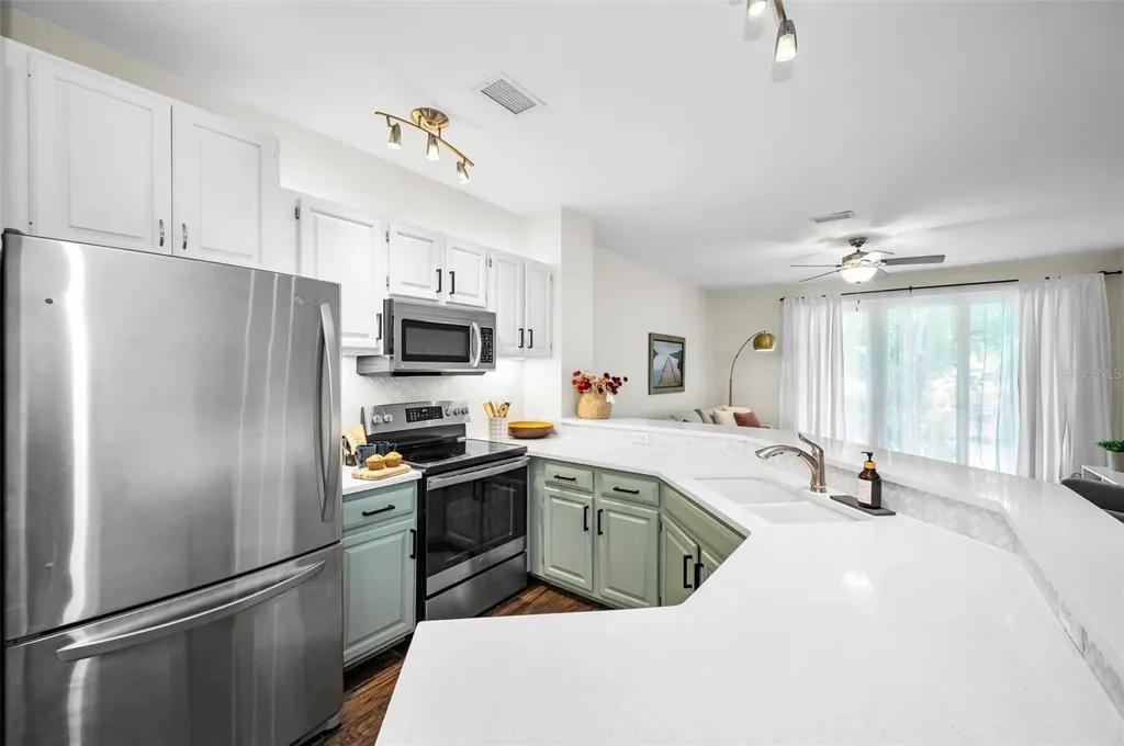 913 Normandy Trace Road Tampa FL 33602