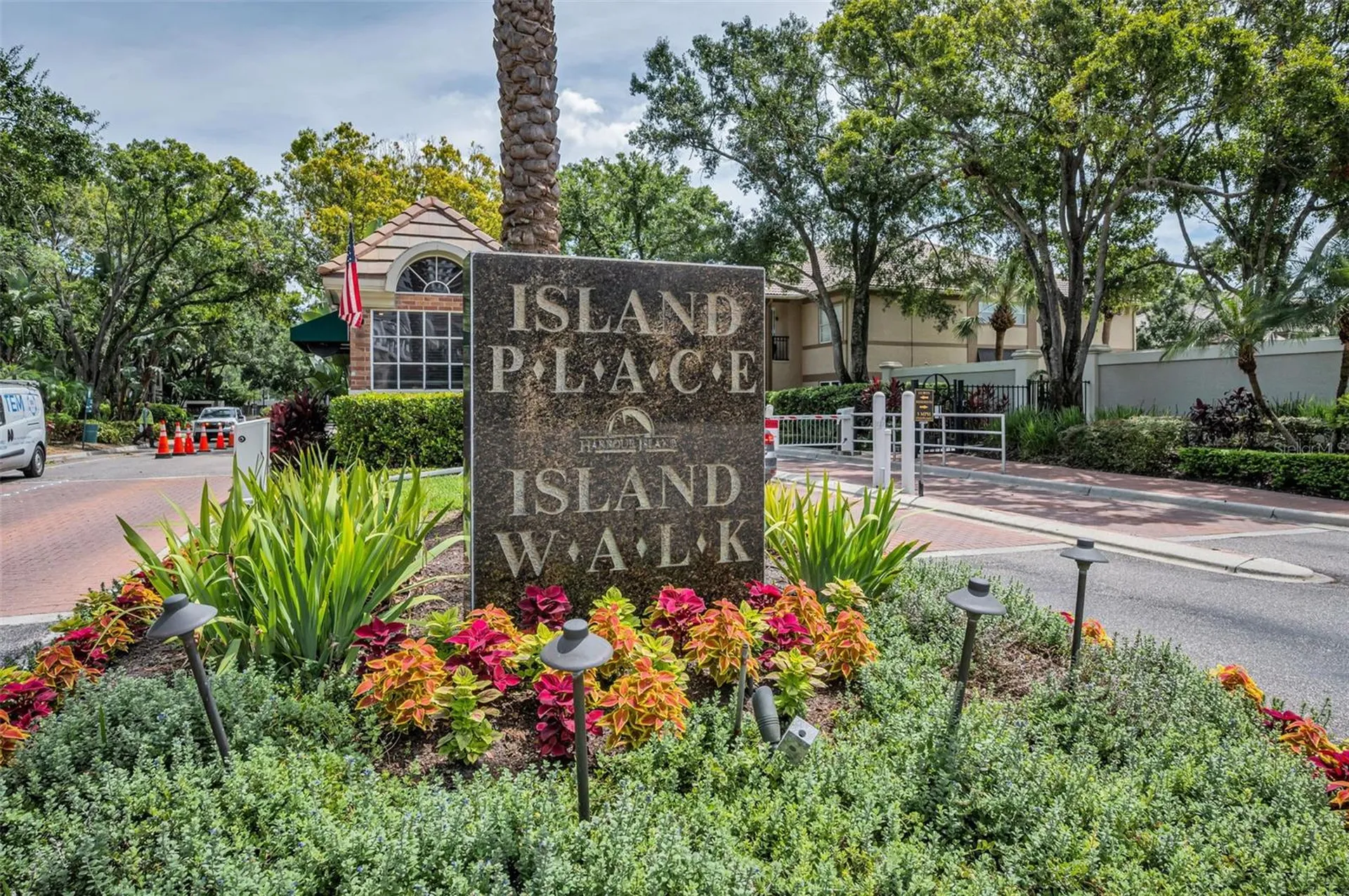 913 Normandy Trace Road Tampa FL 33602