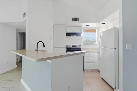 4524 Commander Drive Orlando FL 32822