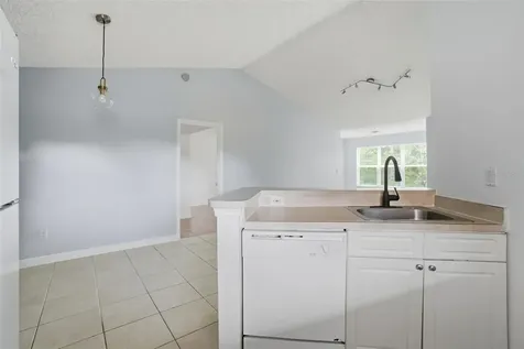 4524 Commander Drive Orlando FL 32822