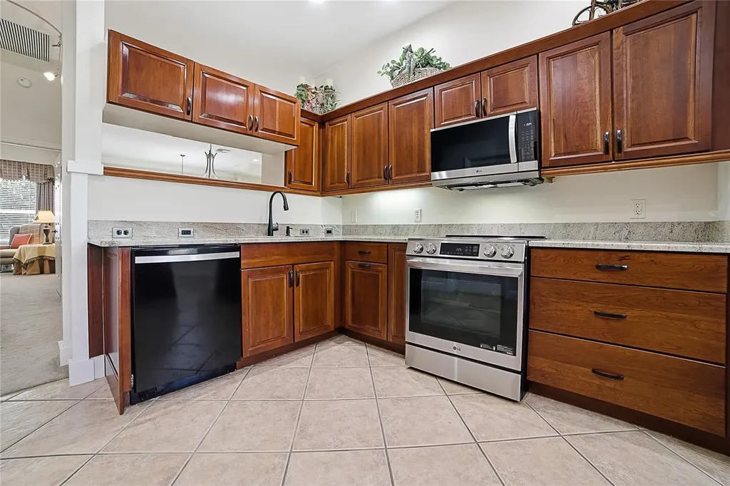 1832 Hartford Path The Villages FL 32162