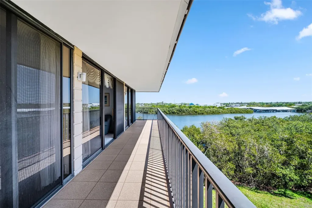 2700 Bayshore Boulevard Dunedin FL 34698