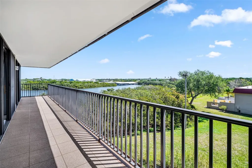 2700 Bayshore Boulevard Dunedin FL 34698