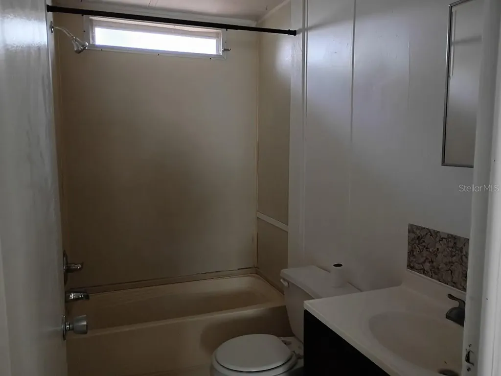 10411 Ratell Avenue Gibsonton FL 33534