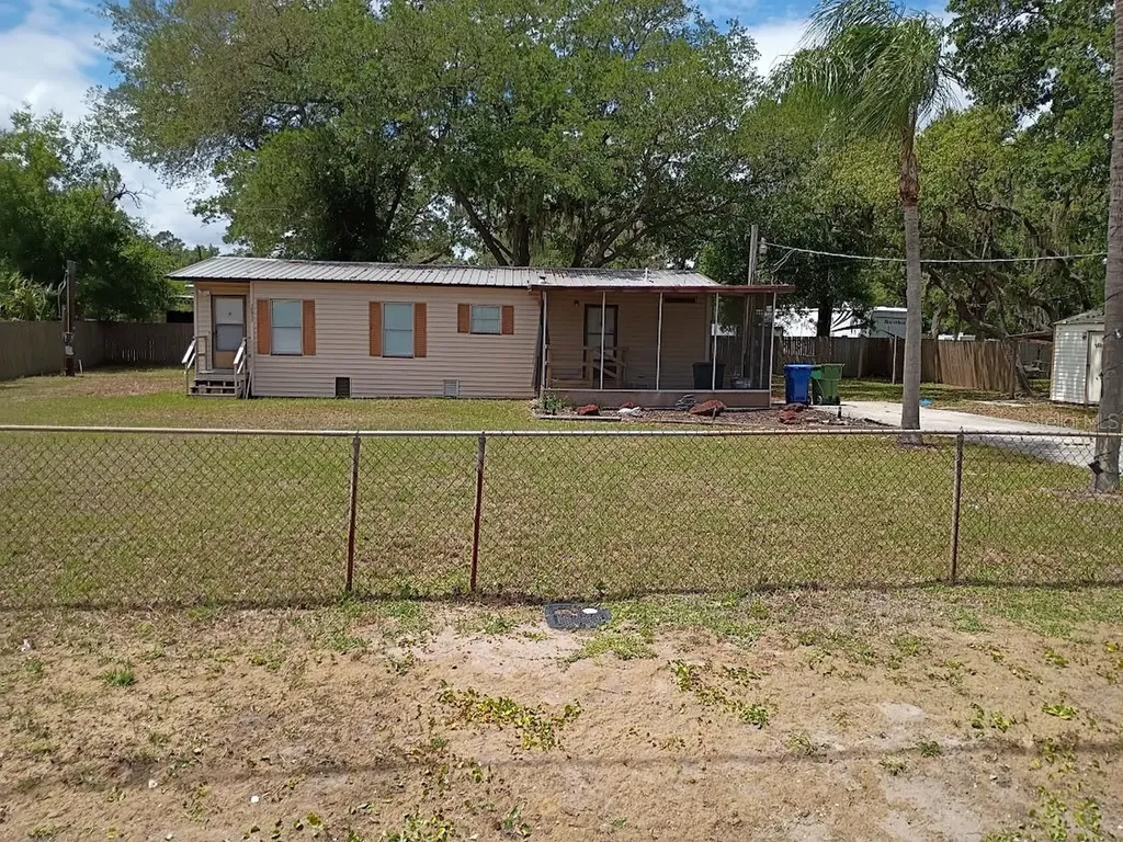 10411 Ratell Avenue Gibsonton FL 33534
