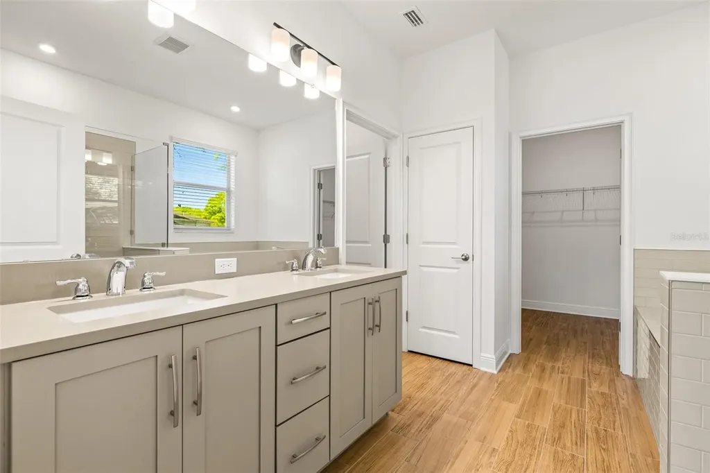 4629 Wishart Boulevard Tampa FL 33603