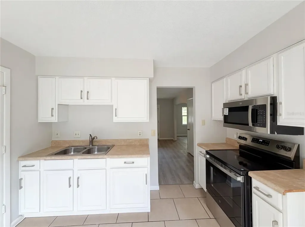 1710 SE 33rd Street Gainesville FL 32641