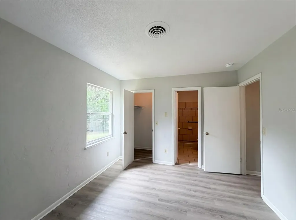 1710 SE 33rd Street Gainesville FL 32641