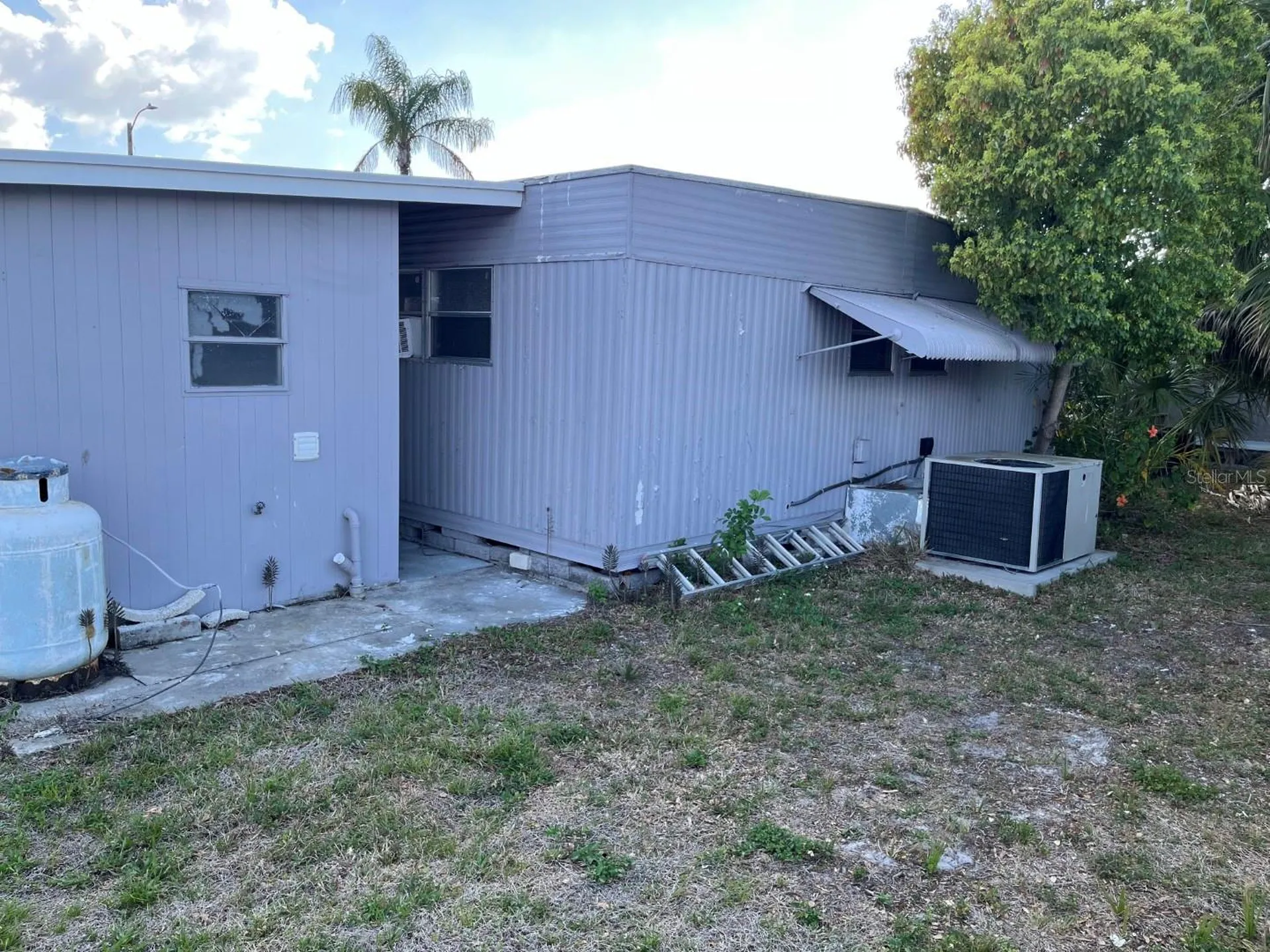 2505 E Bay Drive Largo FL 33771