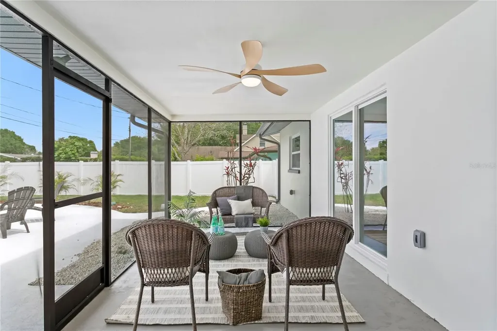 1664 Whitewood Drive Clearwater FL 33756